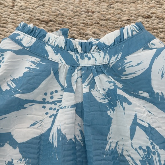 New with tag Voy Fringe trimmed ruffle sleeve print top size small - Picture 2 of 6